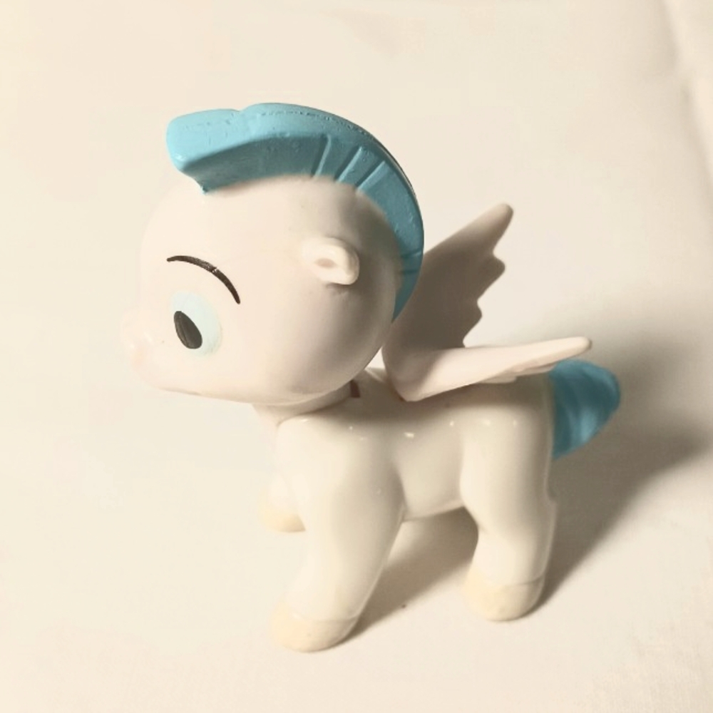 Disney Hurcules Baby Pegasus Action Figure Toy - Picture 3 of 8